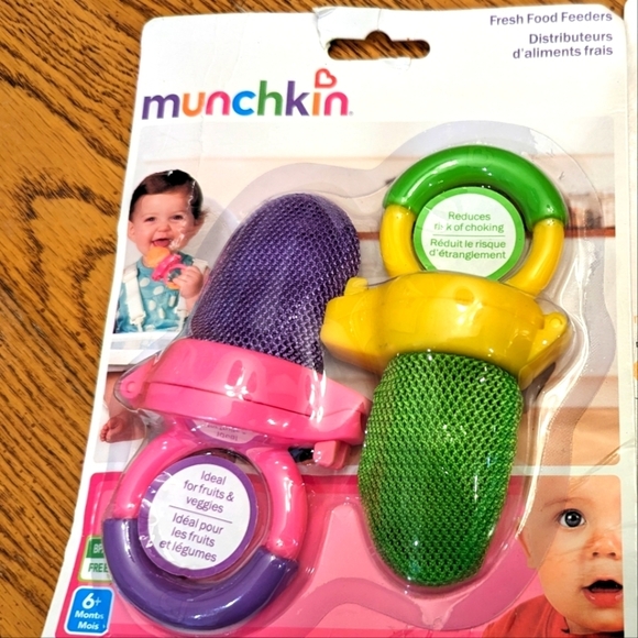 NWT Food & Teething Feeders for infants- Includes 3 - Picture 2 of 10